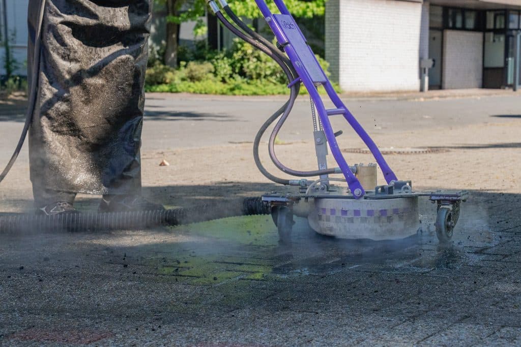 Professionell gereinigte Außenfläche